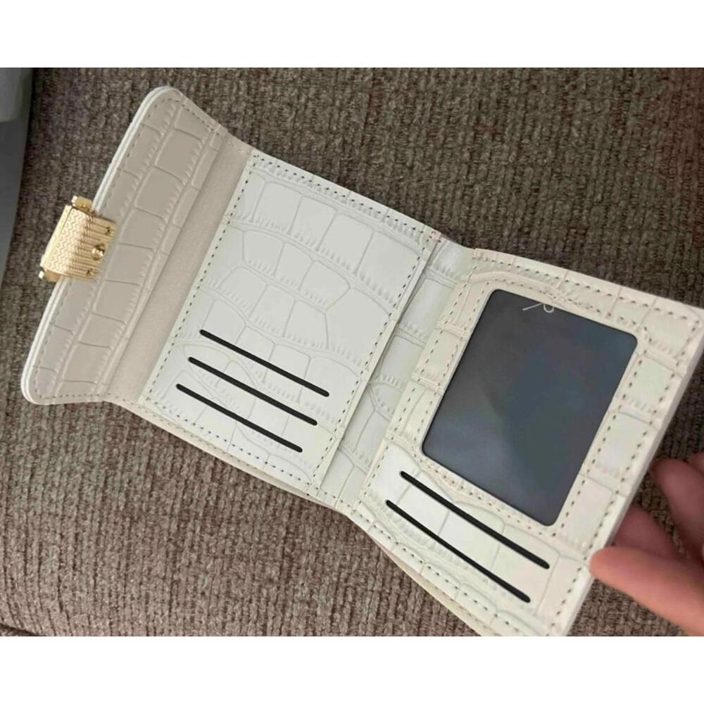 small wallet - Picture 2 of 4